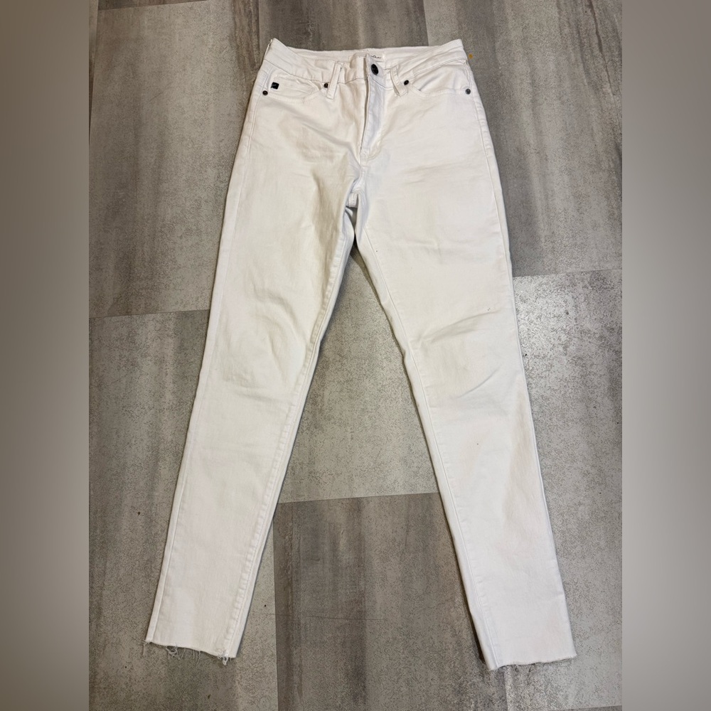KanCan Women's Crisp White Boot Cut Jeans - Picture 2 of 8